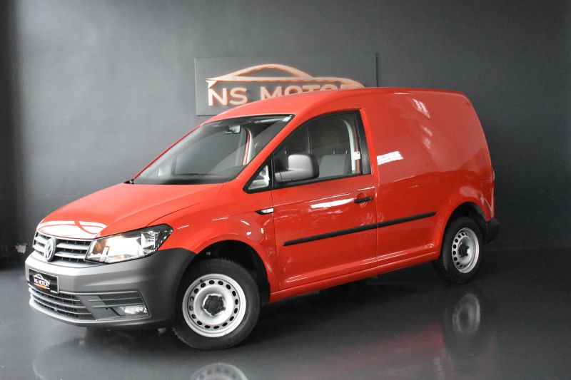 VOLKSWAGEN CADDY PROFESIONAL FURGN BMT 2.0 TDI 75CV  - NACIONAL - NICO PROPIETARIO - IVA DEDUCIBLE