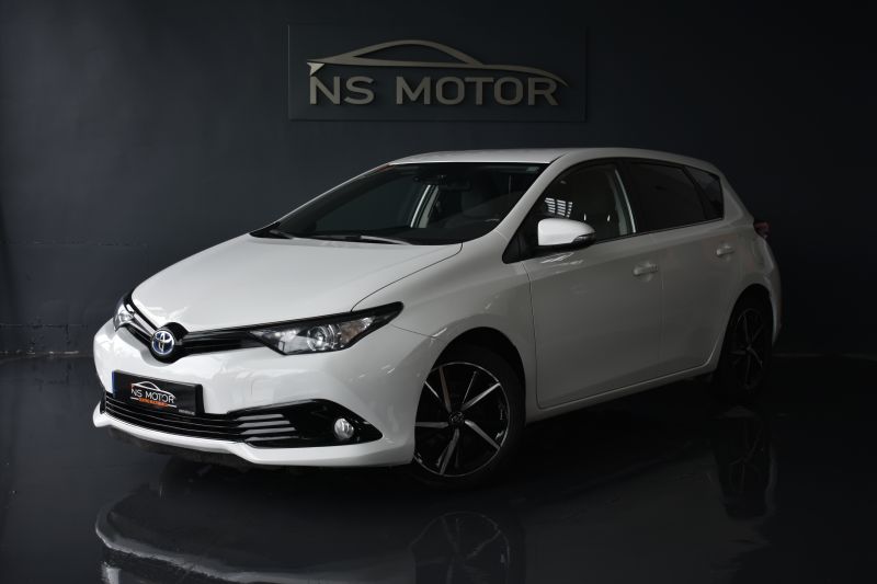 TOYOTA AURIS  1.8 140H HYBRID FEEL EDITION NACIONAL - UNICO PORPIETARIO - IVA DEDUCIBLE