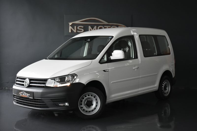 VOLKSWAGEN CADDY TRENDLINE 2.0 TDI 75CV NACIONAL - NICO PROPIETARIO - IVA DEDUCIBLE