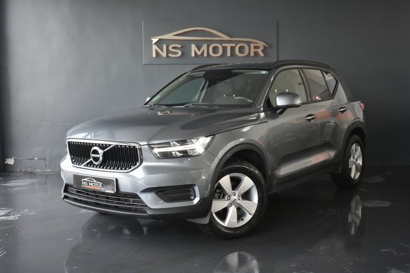 VOLVO XC40 D3 2.0 150CV NACIONAL - UNICO PROPIETARIO - IVA DEDUCIBLE