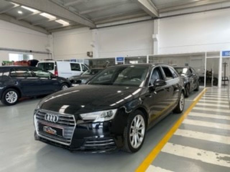 AUDI A4 AVANT SLINE 2.0 TDI 150 STRONIC UNICO PROPIETARIO-IVA DEDUCIBLE