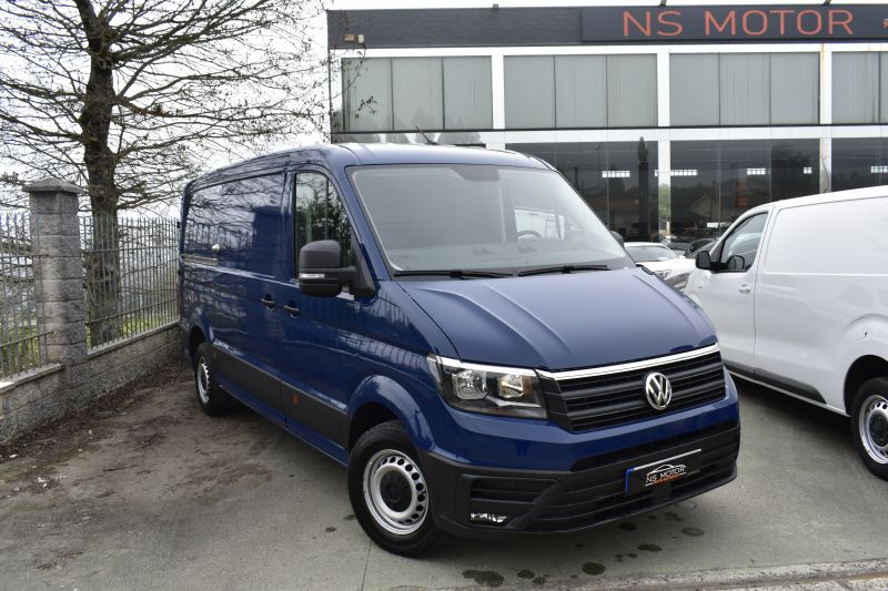 VOLKSWAGEN CRAFTER 35 FURGON BM TA L3H2 2.0TDI 140CV - NACIONAL - UNICO PROPIETARIO - IVA DEDUCIBLE