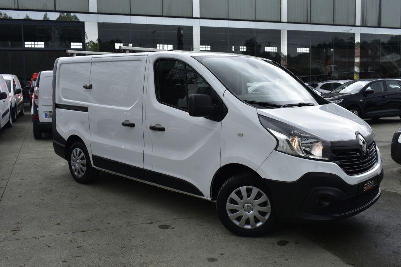 RENAULT TRAFIC FURGON L1H1 1.6 DCI 120CV UNICO PROPIETARIO - IVA DEDUCIBLE