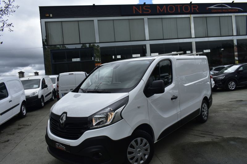 RENAULT TRAFIC FURGON L1H1 1.6 DCI 120CV UNICO PROPIETARIO - IVA DEDUCIBLE