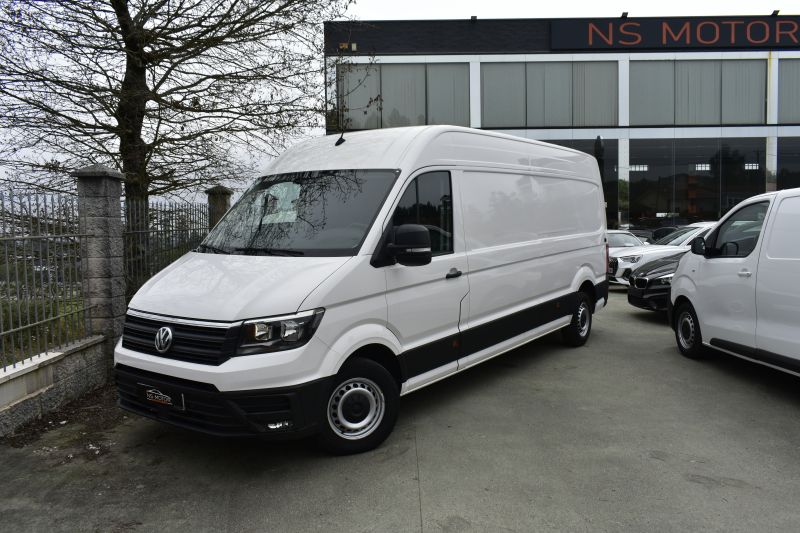 VOLKSWAGEN CRAFTER 35 FURGON BL TA L4H3 2.0TDI 140CV - NACIONAL - UNICO PROPIETARIO - IVA DEDUCIBLE