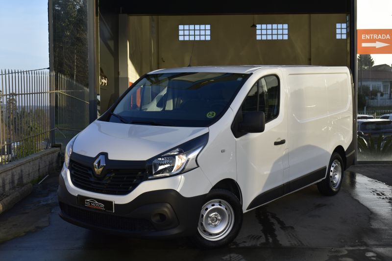 RENAULT TRAFIC III  FURGON L1H1 2 7T CONFORT 1.6 DCI 115CV NACIONAL - UNICO PROPIETARIO - IVA DEDUCIBLE