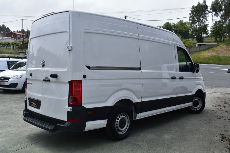 VOLKSWAGEN CRAFTER 35 FURGON BM TA  2.0TDI 140CV - NACIONAL - UNICO PROPIETARIO - IVA DEDUCIBLE