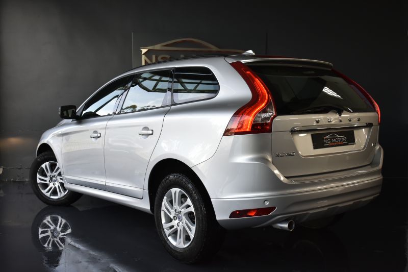 VOLVO XC60 D3 KINETIC 2.0 DIESEL  150CV