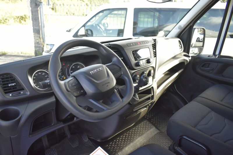 IVECO DAILY  2.3 TD 35S 14 V 4100H3 18m3  NACIONAL - UNICO PROPIETARIO - IVA DEDUCIBLE