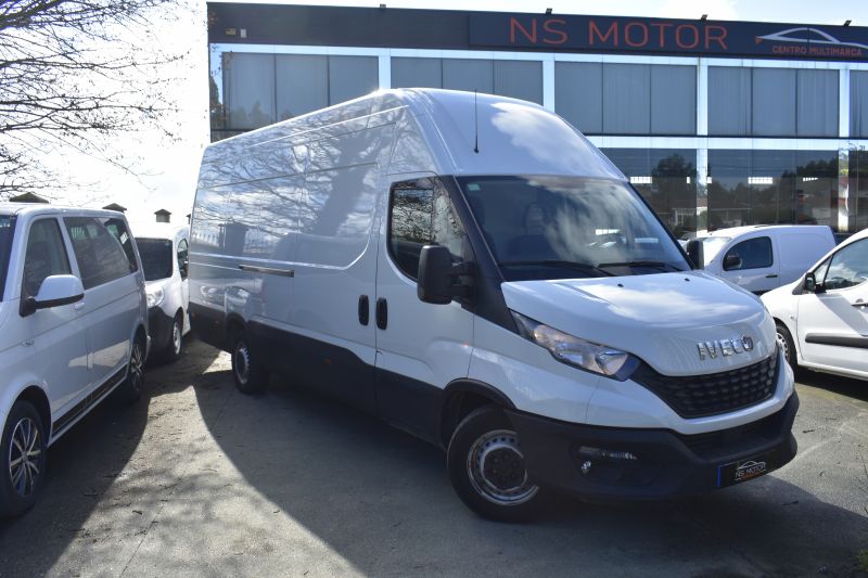 IVECO DAILY  2.3 TD 35S 14 V 4100H3 18m3  NACIONAL - UNICO PROPIETARIO - IVA DEDUCIBLE