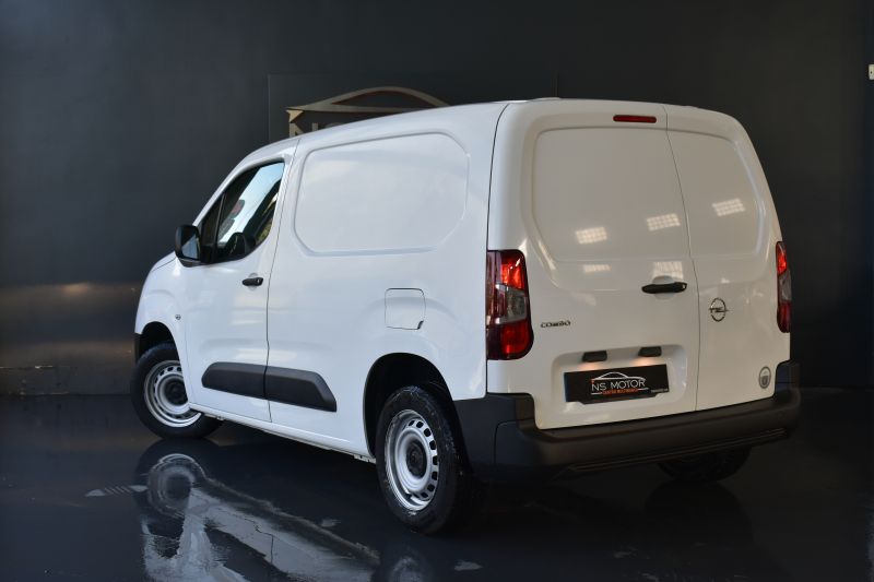 OPEL COMBO  CARGO EXPRESS 1.5 CDTI 102CV - NACIONAL- ÚNICO PROPIETARIO- IVA DEDUCIBLE