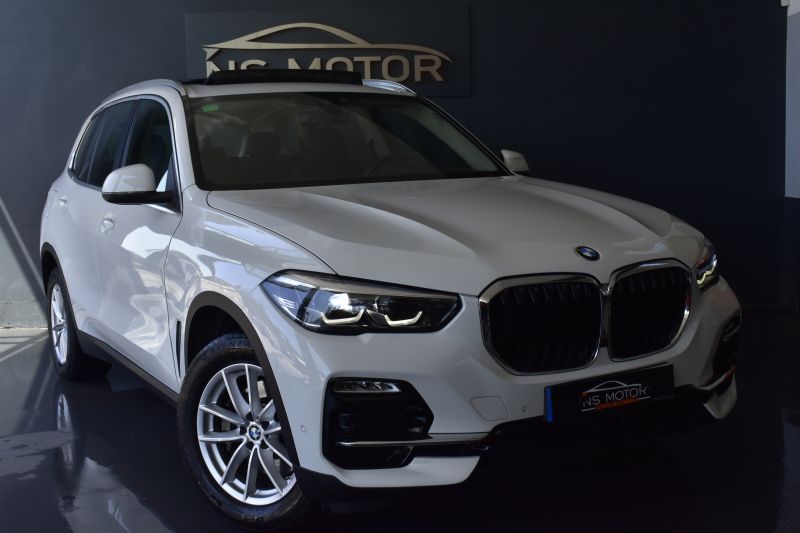 BMW X5 XDRIVE 30D 3.0 265CV AT8 NACIONAL - UNICO PROPIETARIO - IVA DEDUCIBLE