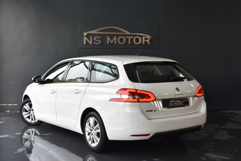 PEUGEOT 308 SW ACTIVE PACK 1.5 HDI 130CV MT6 NACIONAL - UNICO PROPIETARIO - IVA DEDUCIBLE