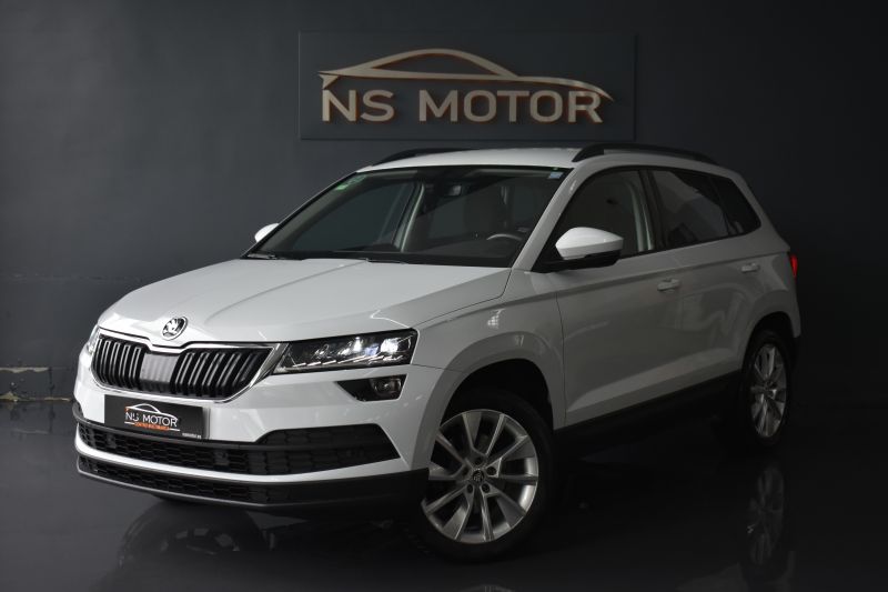 SKODA KAROQ 2.0 TDI 150CV DSG 4X4 AMBITION- NACIONAL - UNICO PROPIETARIO - IVA DEDUCIBLE