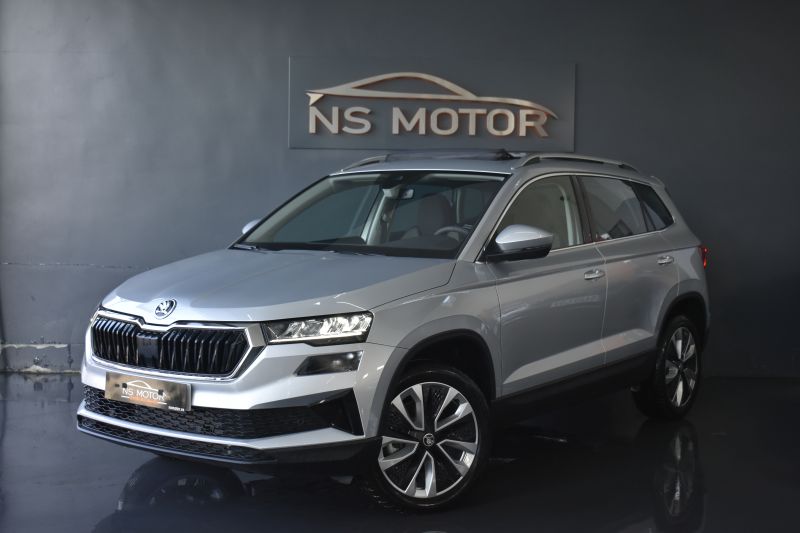 SKODA KAROQ 1.5 TSI 150CV STYLE - GARANTIA OFICAL HASTA 02/2027 - NACIONAL - IVA DEDUCIBLE