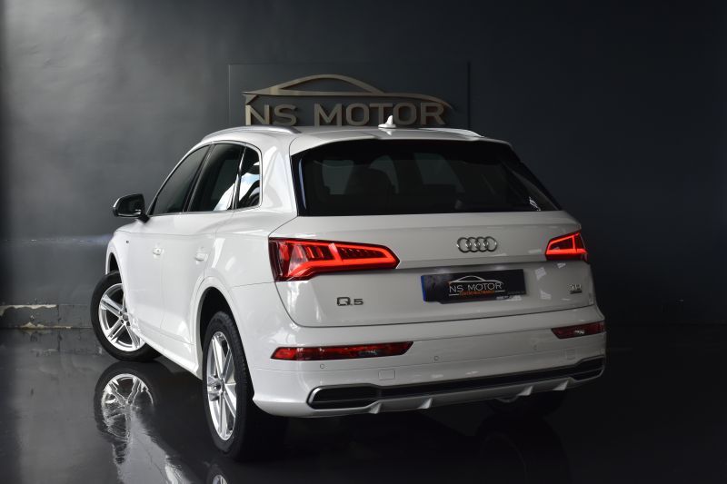 AUDI Q5  S LINE QUATTRO 2.0 TDI 190CV AT7-  NACIONAL - UNICO PROPIETARIO - IVA DEDUCIBLE