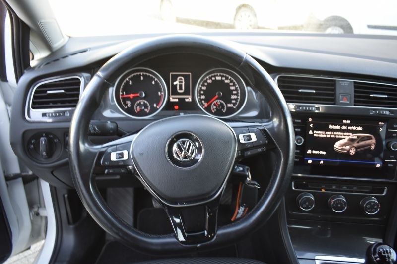 VOLKSWAGEN GOLF ADVANCE 1.6 TDI 115CV  NACIONAL - IVA DEDUCIBLE