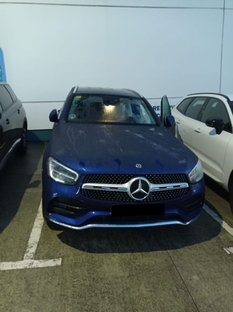 MERCEDES-BENZ GLC 200D 4 MATIC AMG 165CV NACIONAL -UNICO PROPIETARIO - IVA DEDUCIBLE