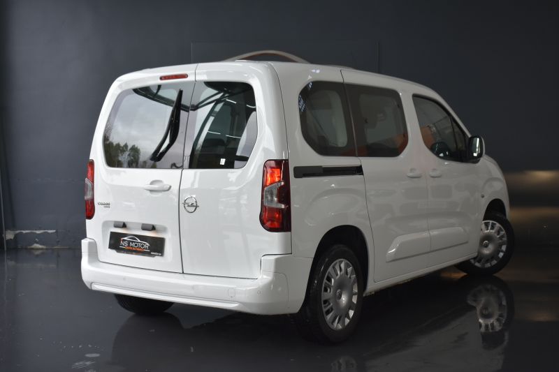 OPEL COMBO LIFE EXPRESSION 1.5 CDTI 100CV - NACIONAL- NICO PROPIETARIO- IVA DEDUCIBLE - CATEGORIA 1000 TURISMO