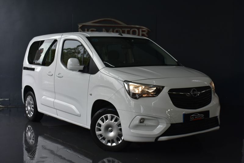 OPEL COMBO LIFE EXPRESSION 1.5 CDTI 100CV - NACIONAL- NICO PROPIETARIO- IVA DEDUCIBLE - CATEGORIA 1000 TURISMO