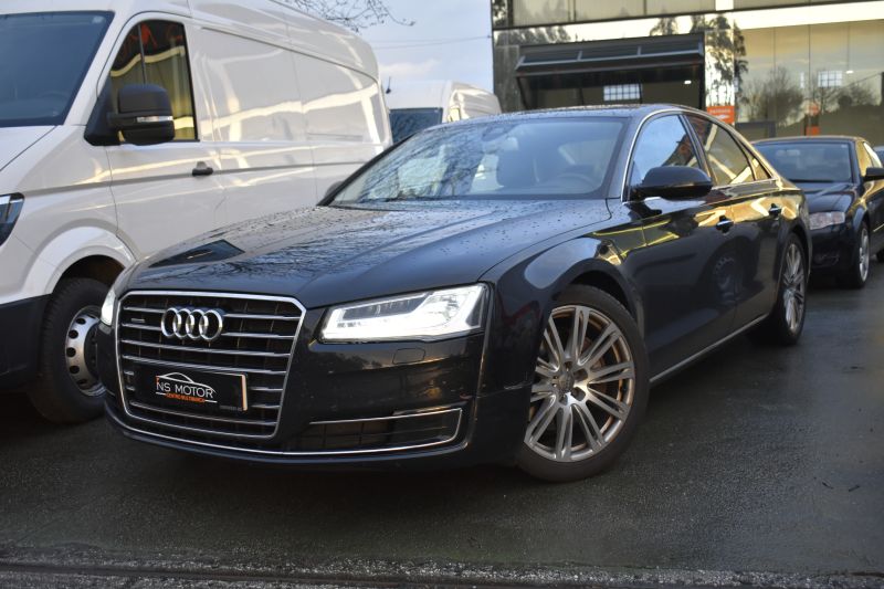 AUDI A8 3.0 TDI 258 CV QUATTRO