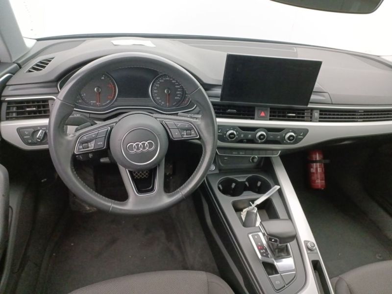 AUDI A4 AVANT 30 TDI 2.0 136CV STRONIC 