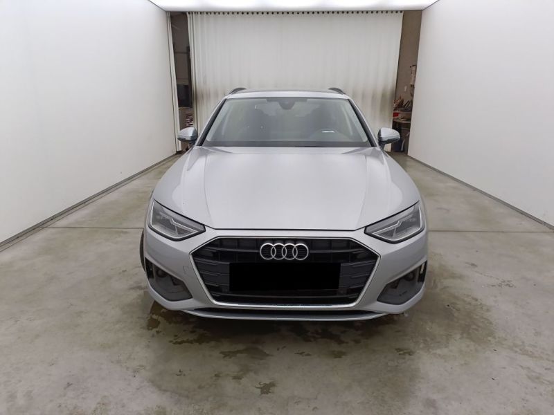 AUDI A4 AVANT 30 TDI 2.0 136CV STRONIC 