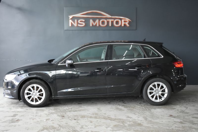 AUDI A3 SPORTBACK 1.6 TDI 110CV ATTRACTION 