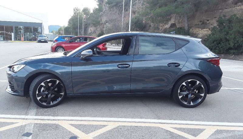 CUPRA LEON 1.5 TSI 150CV DSG GARANTIA OFICIAL SEAT - NACIONAL - UNICO PROPIETARIO - IVA DEDUCIBLE