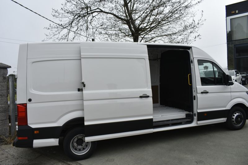 VOLKSWAGEN CRAFTER 35 FURGON BL TA L4H3 2.0TDI 176CV RWD- NACIONAL - UNICO PROPIETARIO - IVA DEDUCIBLE